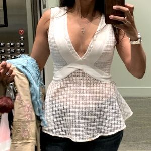 White V top